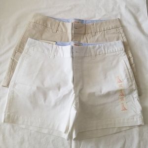 Gap 4" Khakis Shorts